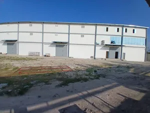 Warehouse Size 2700 in Nyerere Road