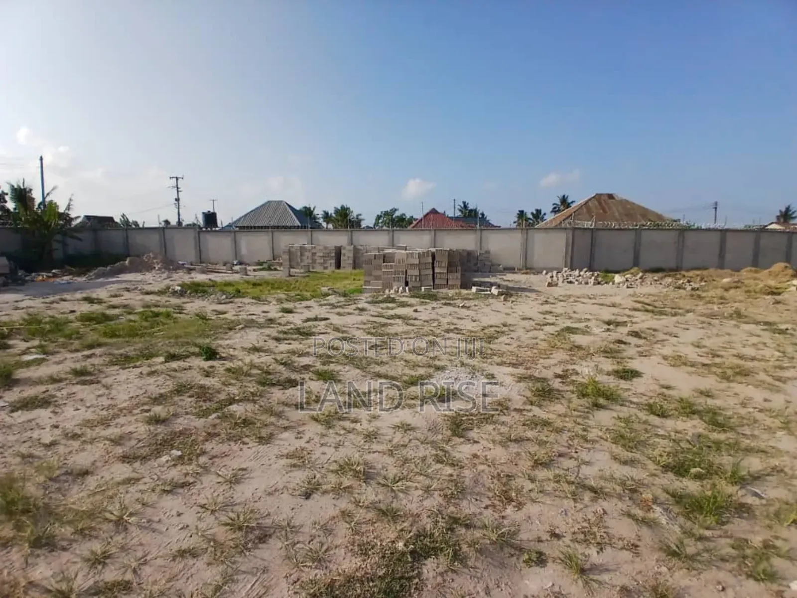 Warehouse Size 2700 in Nyerere Road