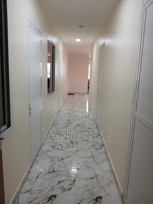 Warehouse Size 2700 in Nyerere Road