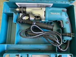 Hammer Drill Makita 20mm