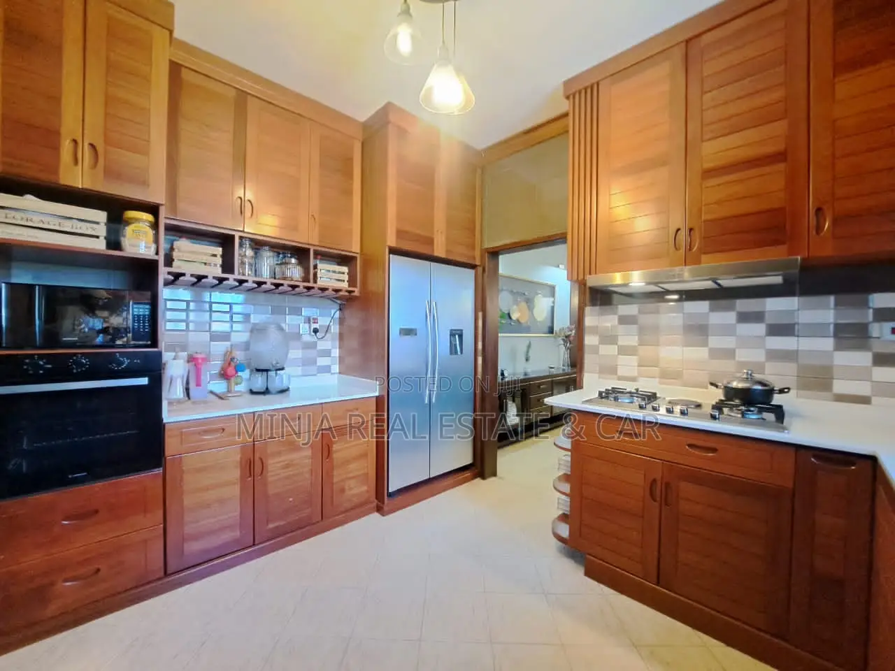 Furnished 3bdrm Apartment in Kivukoni for rent