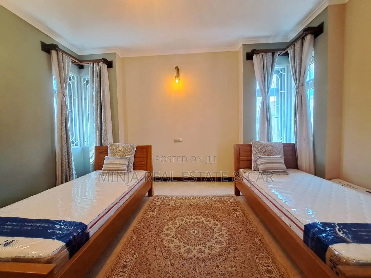 Furnished 3bdrm Apartment in Kivukoni for rent