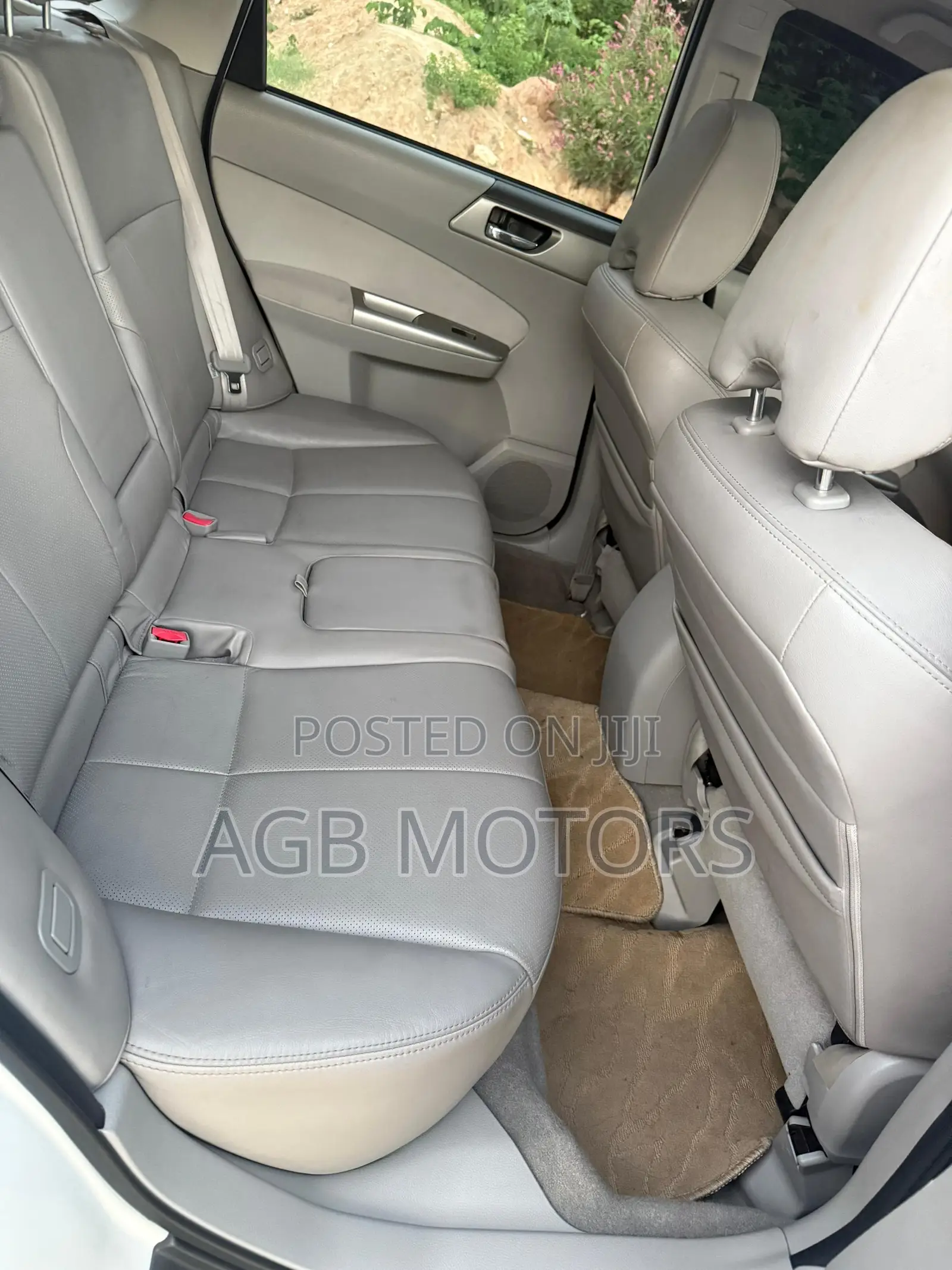 Subaru Forester 2009 White