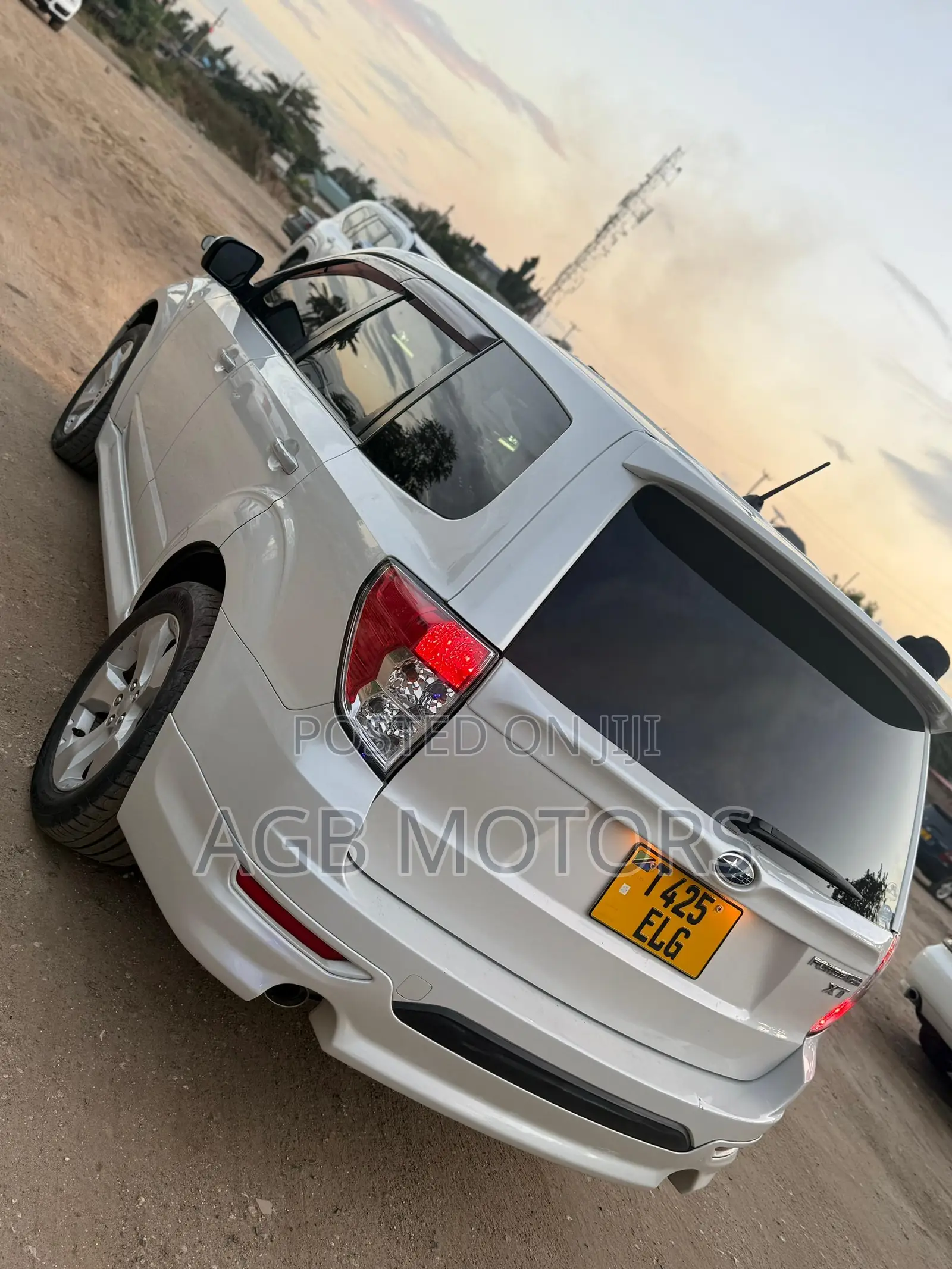 Subaru Forester 2009 White
