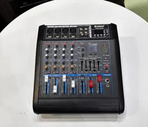 Yamaha Power Mixer, Pmx402du
