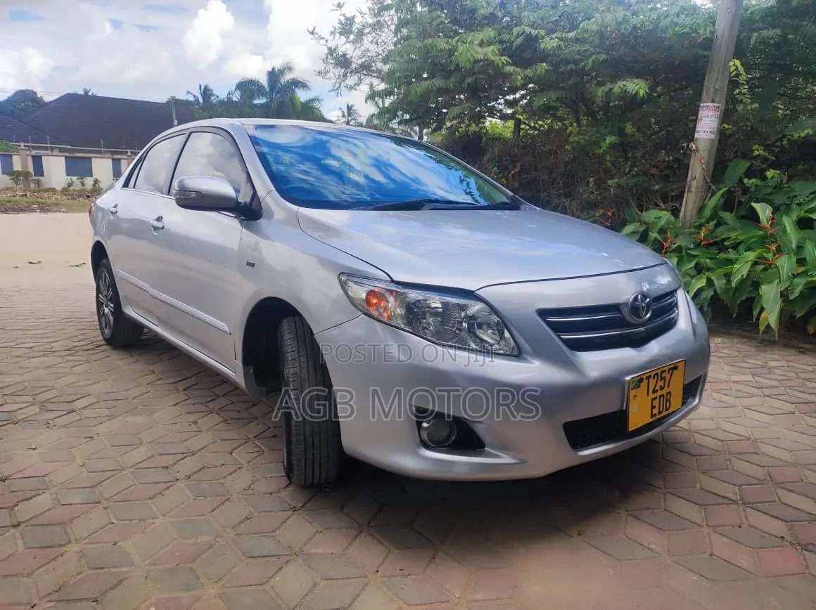 Toyota Corolla Altis 2005 Silver