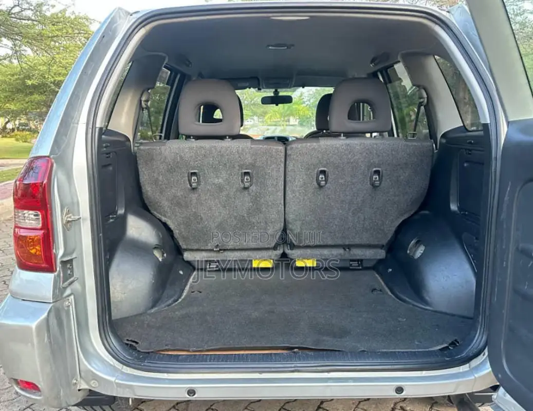 Toyota RAV4 2005 Silver