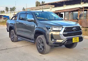 Toyota Hilux 2022 Gray