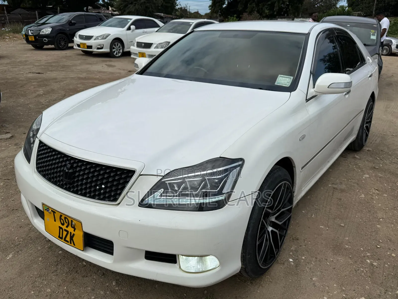 Toyota Crown 2006 White