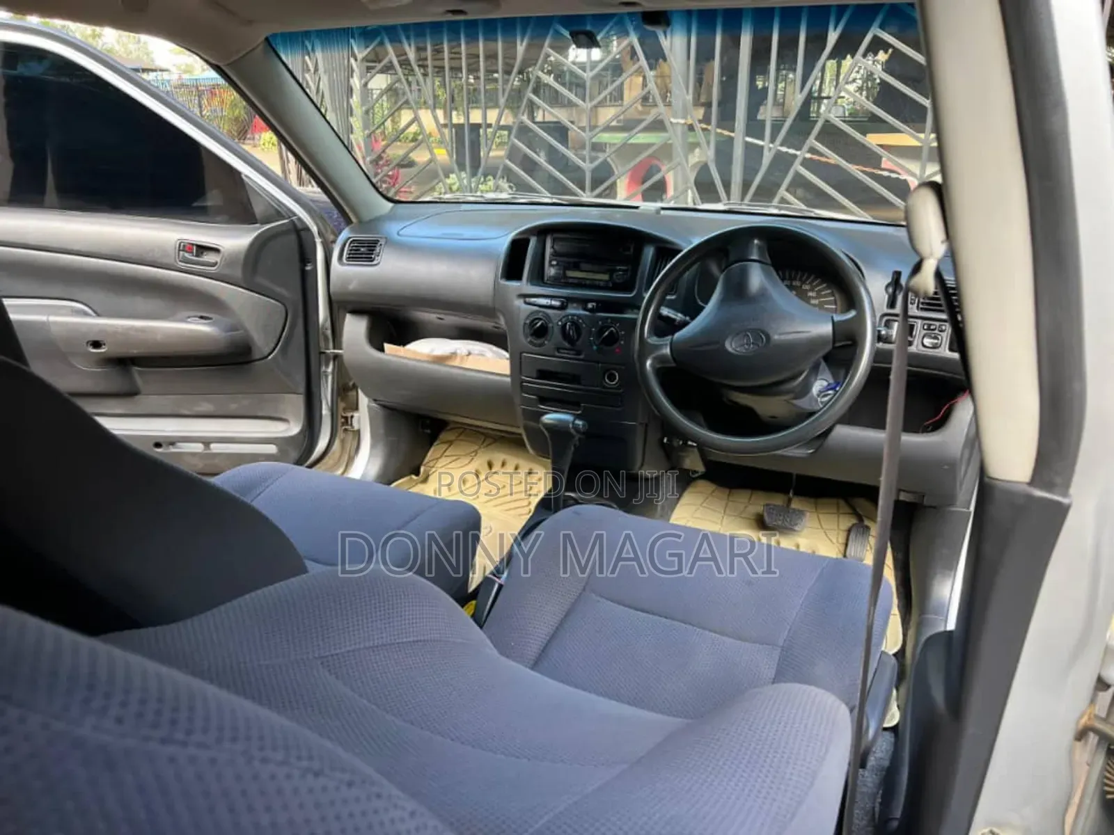 Toyota Probox 2003 Silver