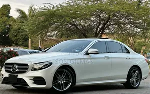 Mercedes-Benz E220 2016 Pearl