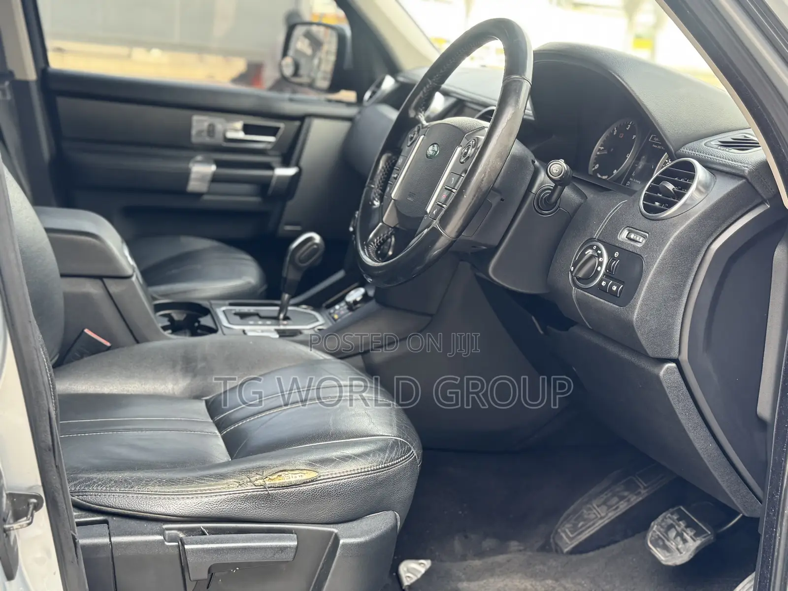Land Rover Discovery 2011 Silver