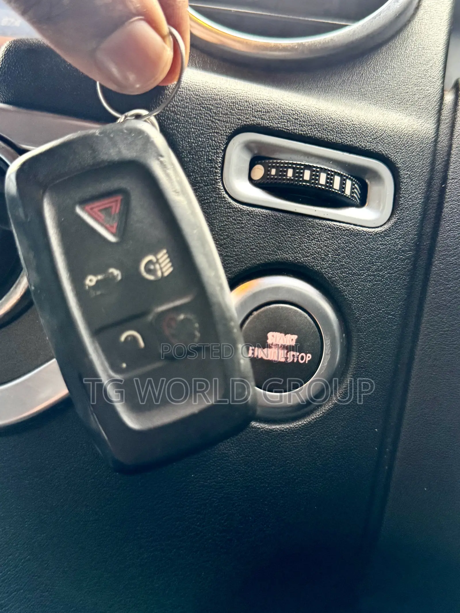 Land Rover Discovery 2011 Silver