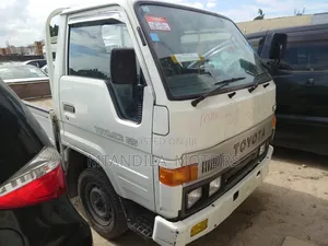 Toyota Dyan