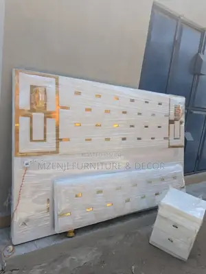 Sofa Bed Za Taa Na Gold Bonds