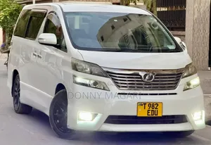 Toyota Vellfire 2020 White