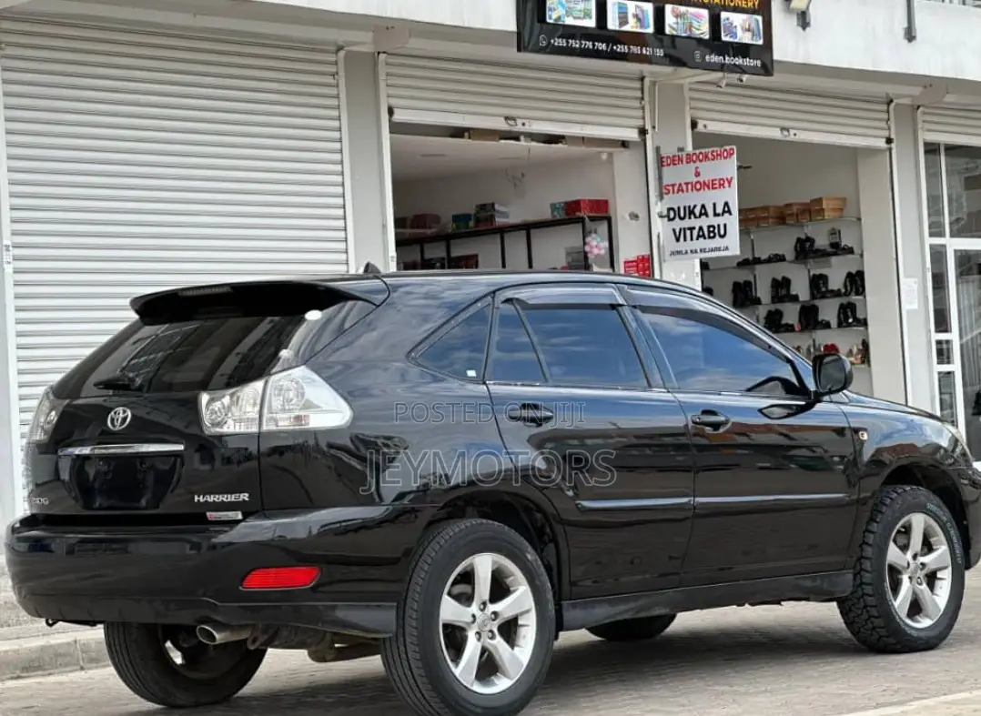 Toyota Harrier 2005 Black