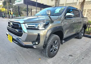 Toyota Land Cruiser 3.3 Diesel 4WD 2022 Gray