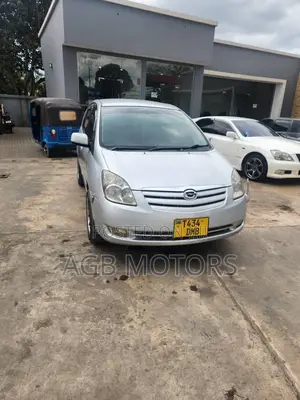 Toyota Corolla Spacio 2006 Silver