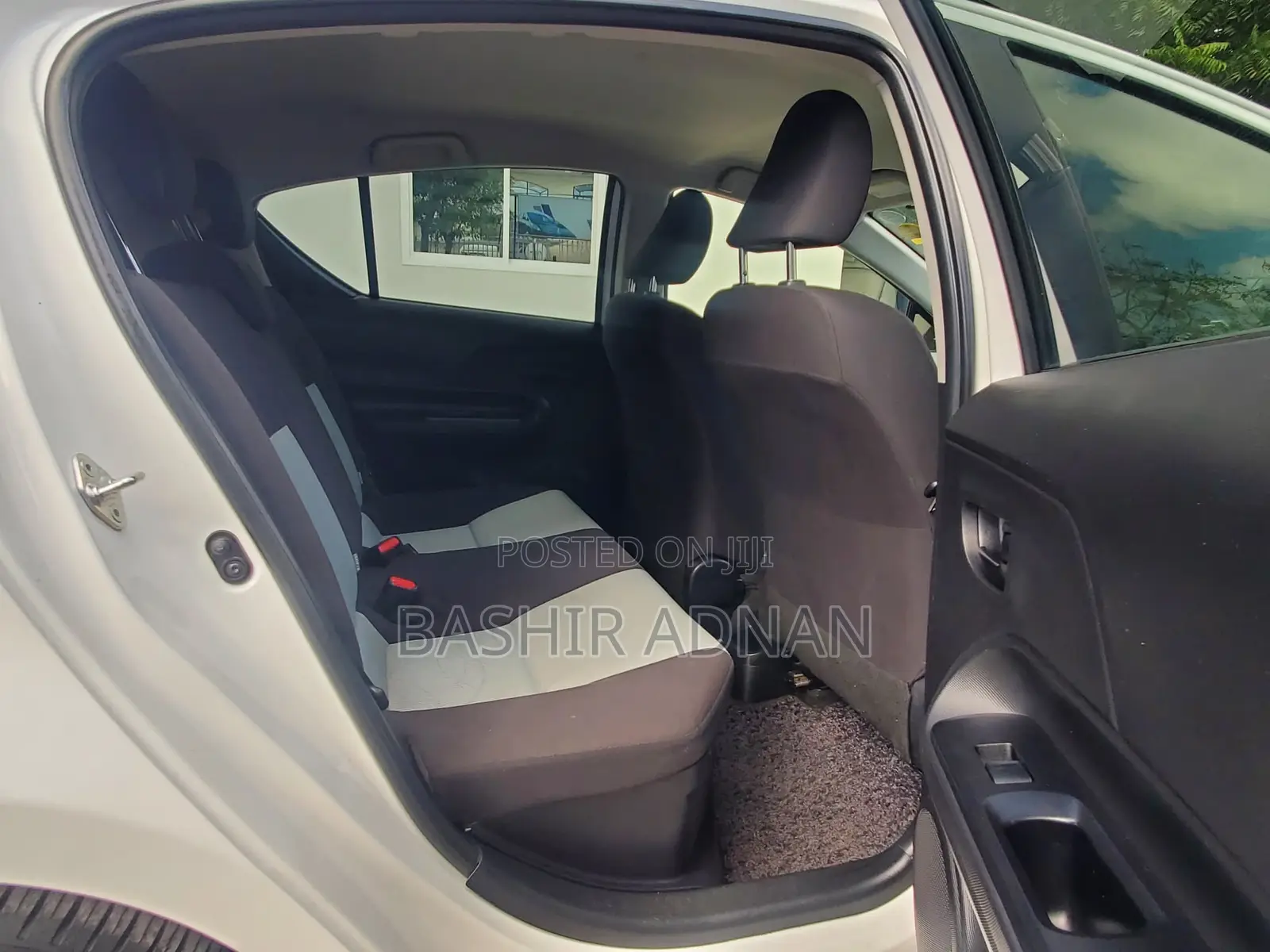 Toyota Aqua 2013 White