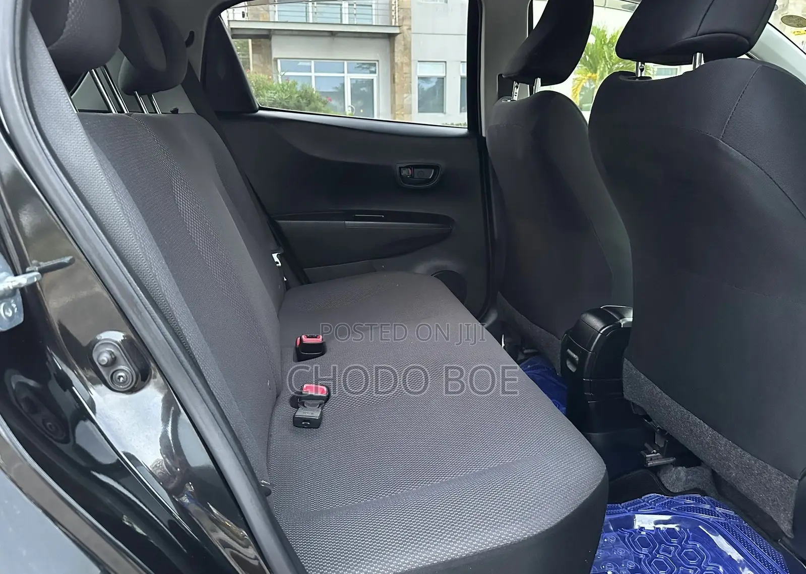 Toyota Vitz 2012 Black
