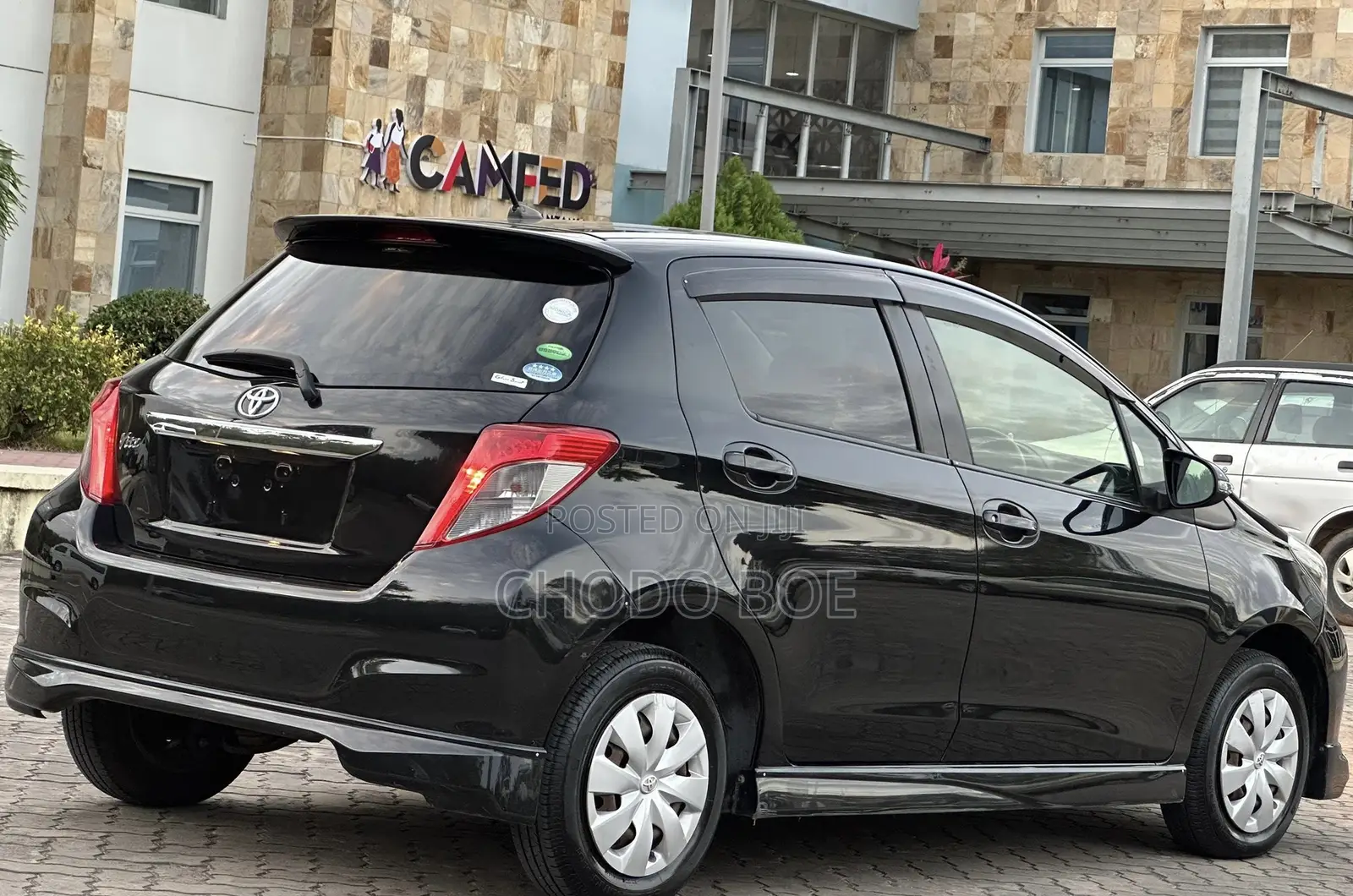 Toyota Vitz 2012 Black