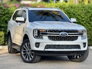 Ford Everest 2024 White
