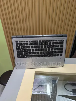 Laptop HP X360 310 G2 4GB Intel SSD 128GB