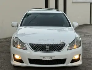 Toyota Crown 2009 Pearl