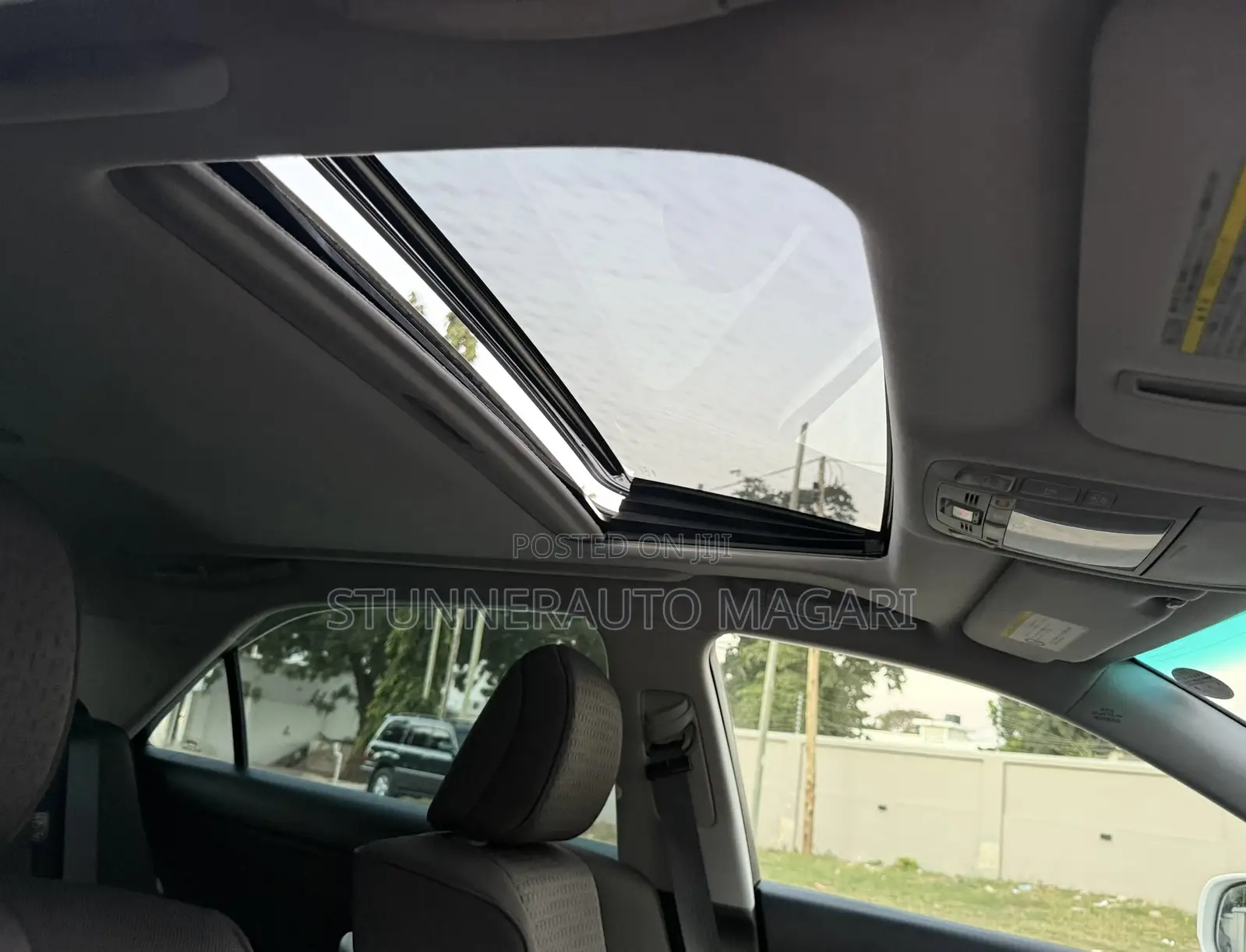Toyota Crown 2009 Pearl