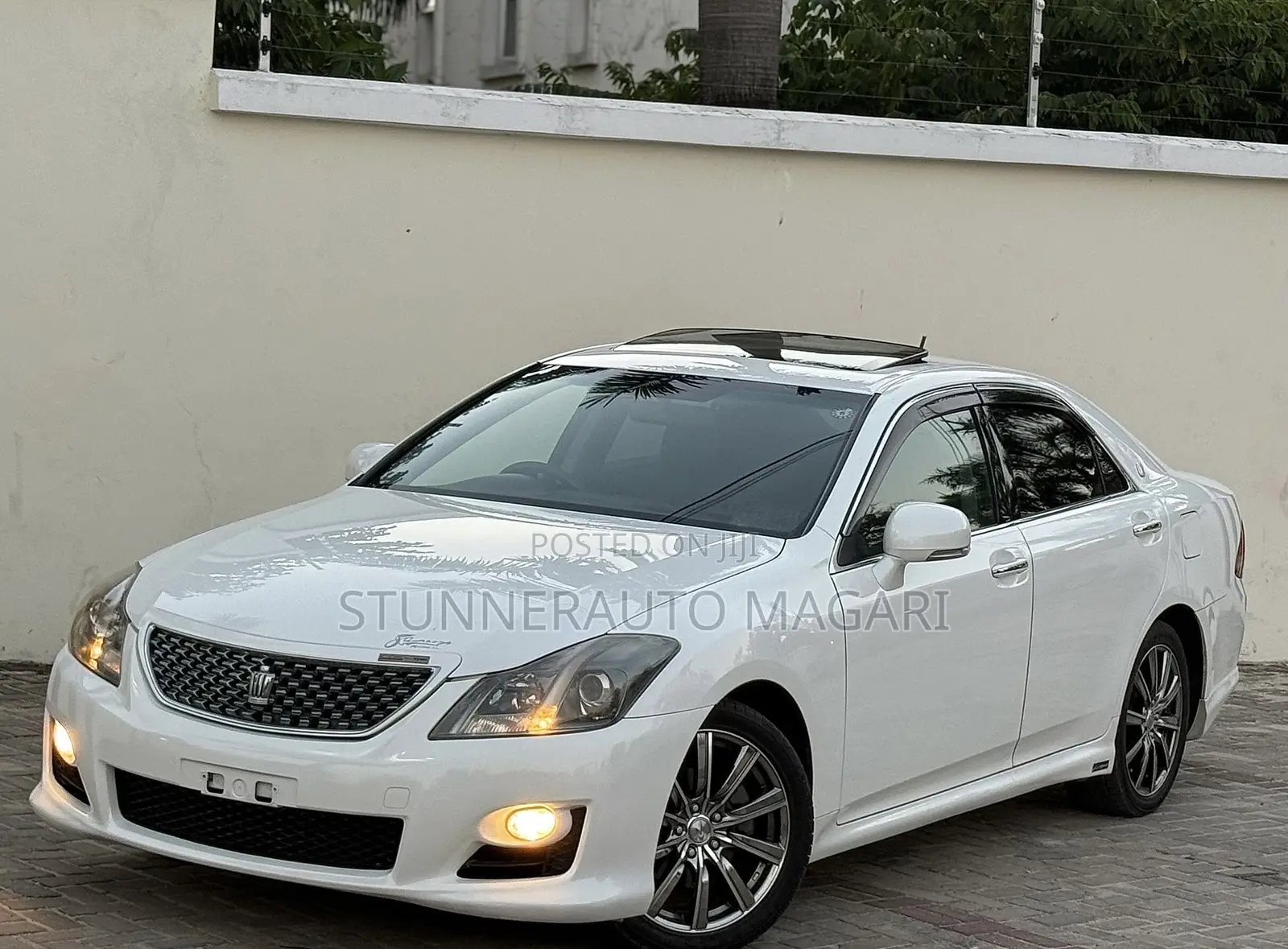 Toyota Crown 2009 Pearl