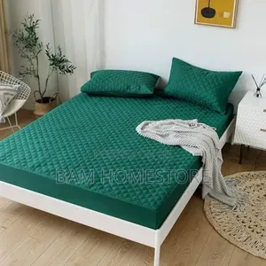 Bedcover With 2 Pillow Cases