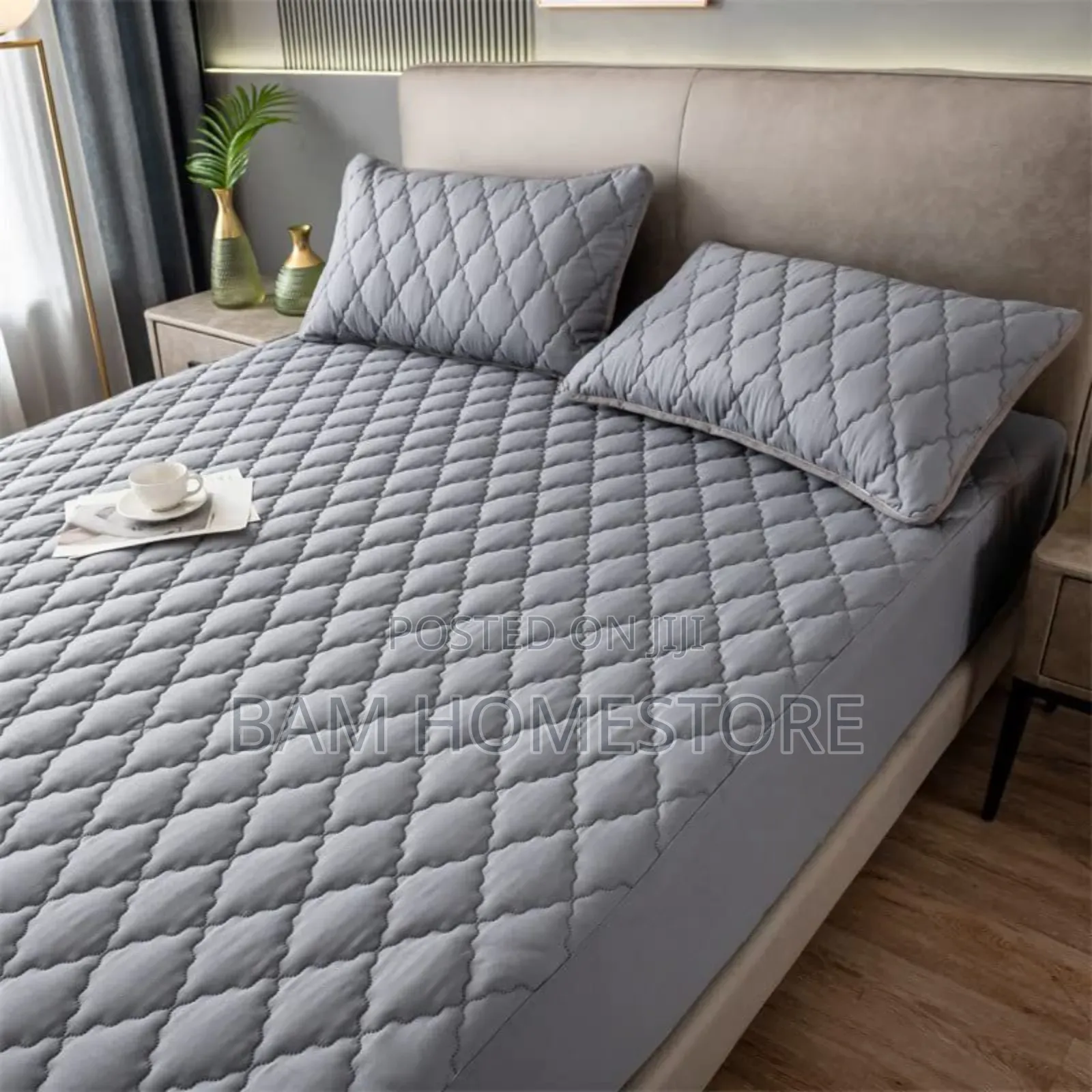 Bedcover With 2 Pillow Cases