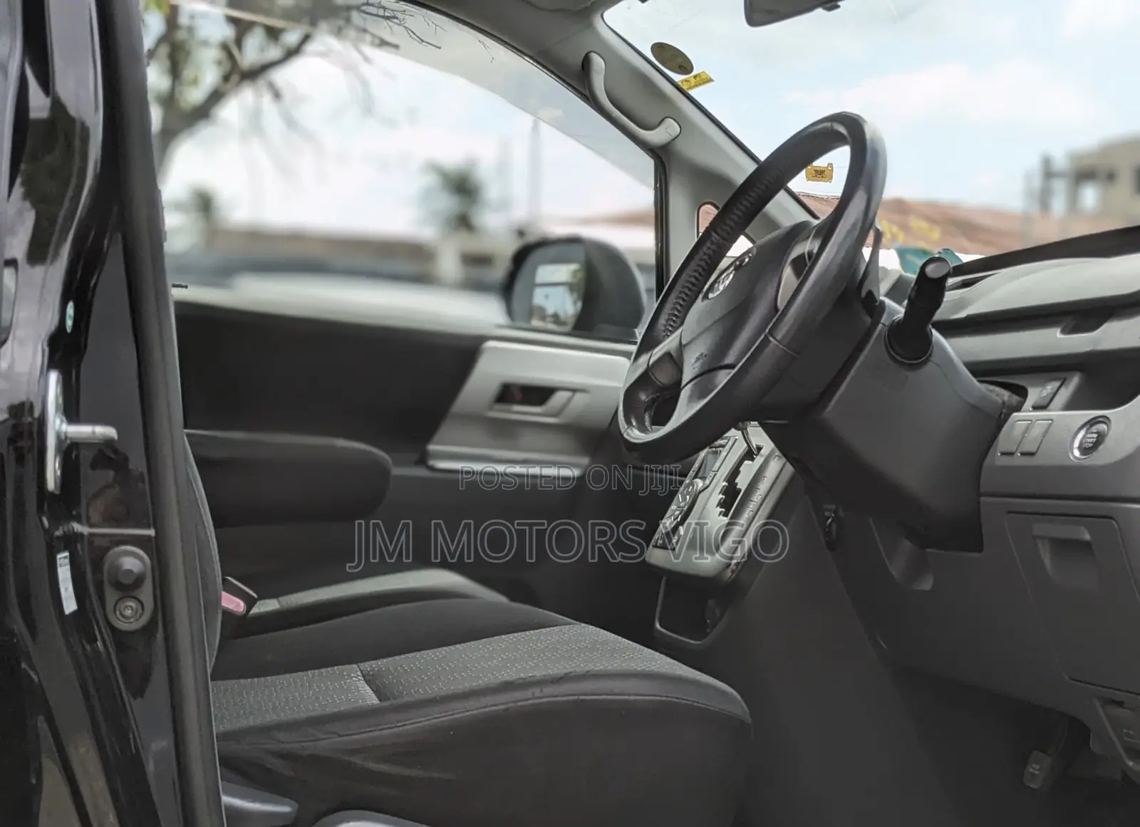 Toyota Noah 2010 Black