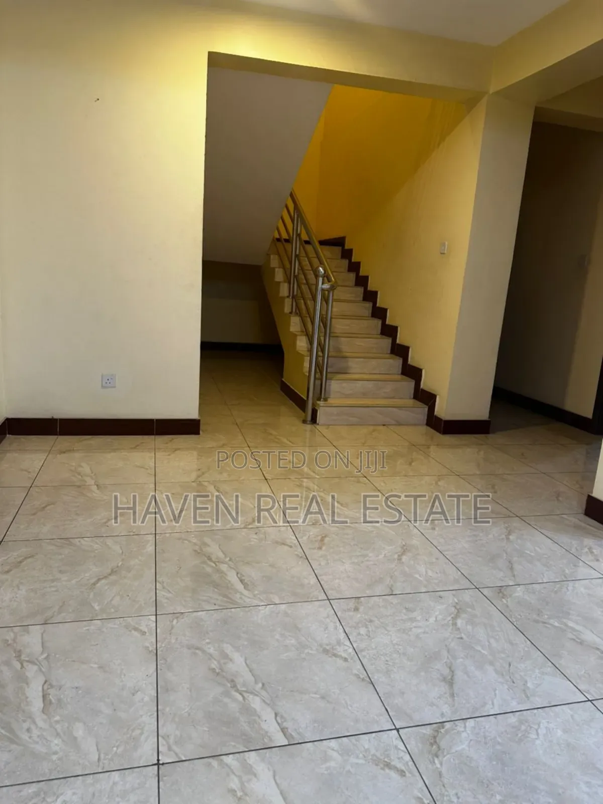 5bdrm House in Oyster Bay for rent