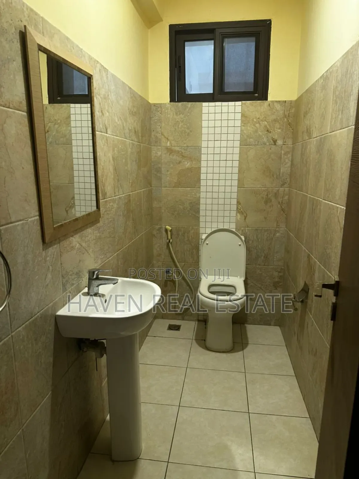 5bdrm House in Oyster Bay for rent