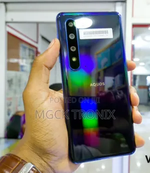 Sharp Aquos R5G 256 GB Blue