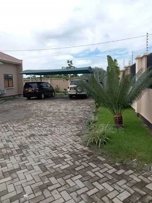 Furnished 4bdrm House in Masaki for rent