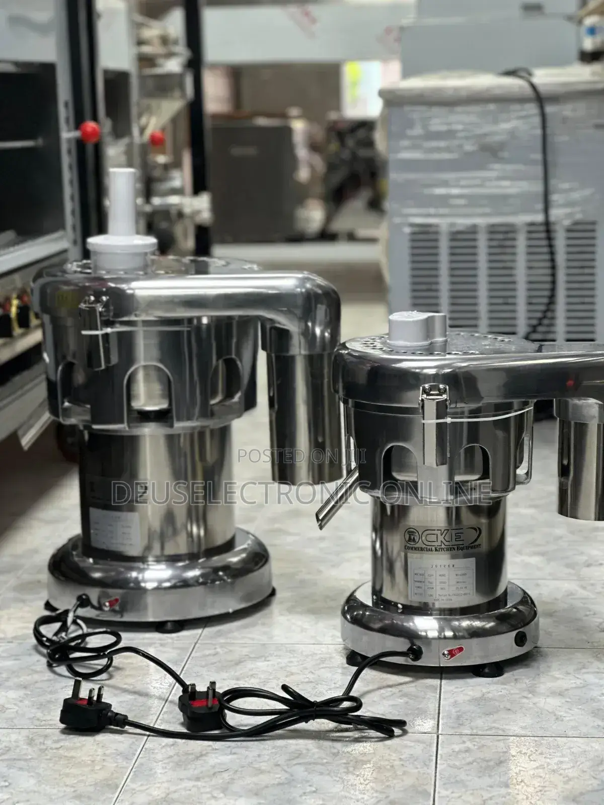 *Centrifugal Juicer*