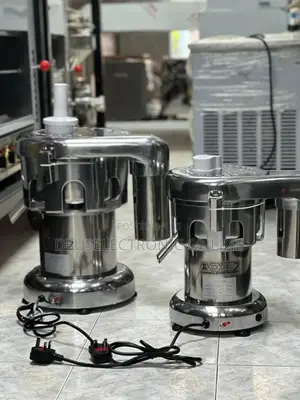 *Centrifugal Juicer*