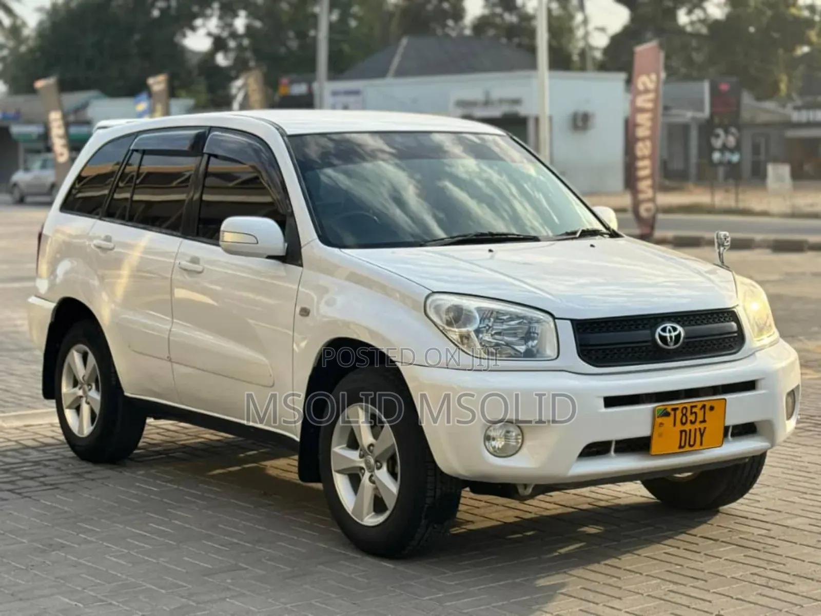 Toyota RAV4 2005 White