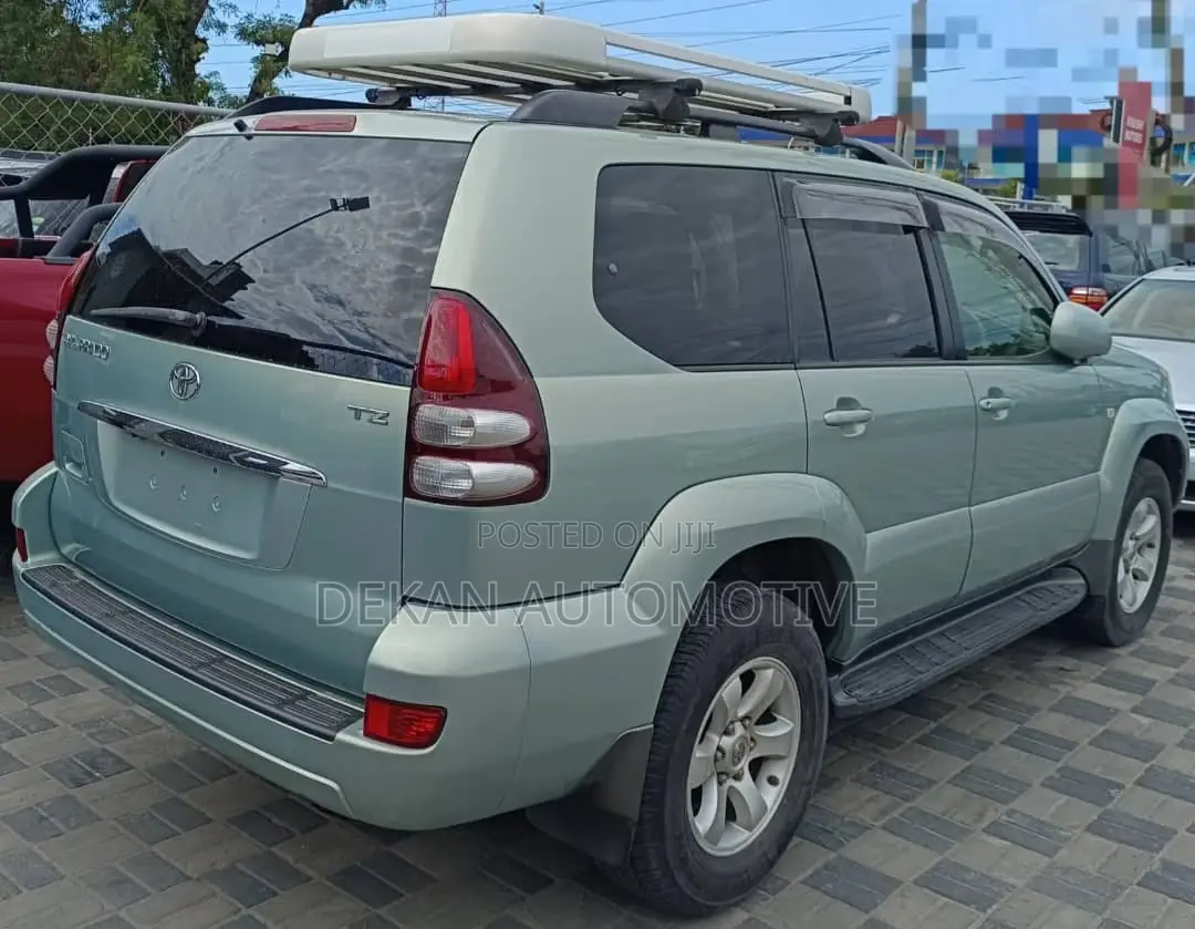 Toyota Land Cruiser Prado 3.0 D-4D 5dr 2006 Blue