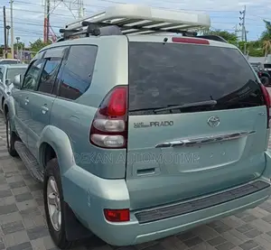 Toyota Land Cruiser Prado 3.0 D-4D 5dr 2006 Blue