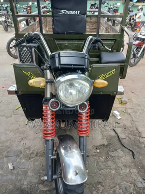 Bajaj Avenger 200 2024 Green