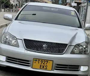 Toyota Crown 2004 Silver
