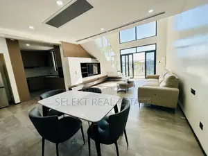 Furnished 2bdrm Duplex in Oyster Bay for rent