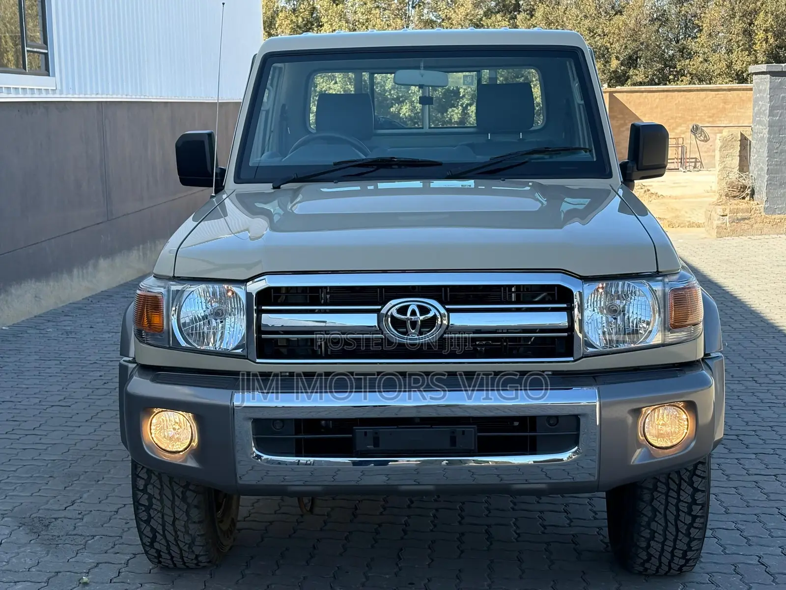 Toyota Land Cruiser 2022 Beige
