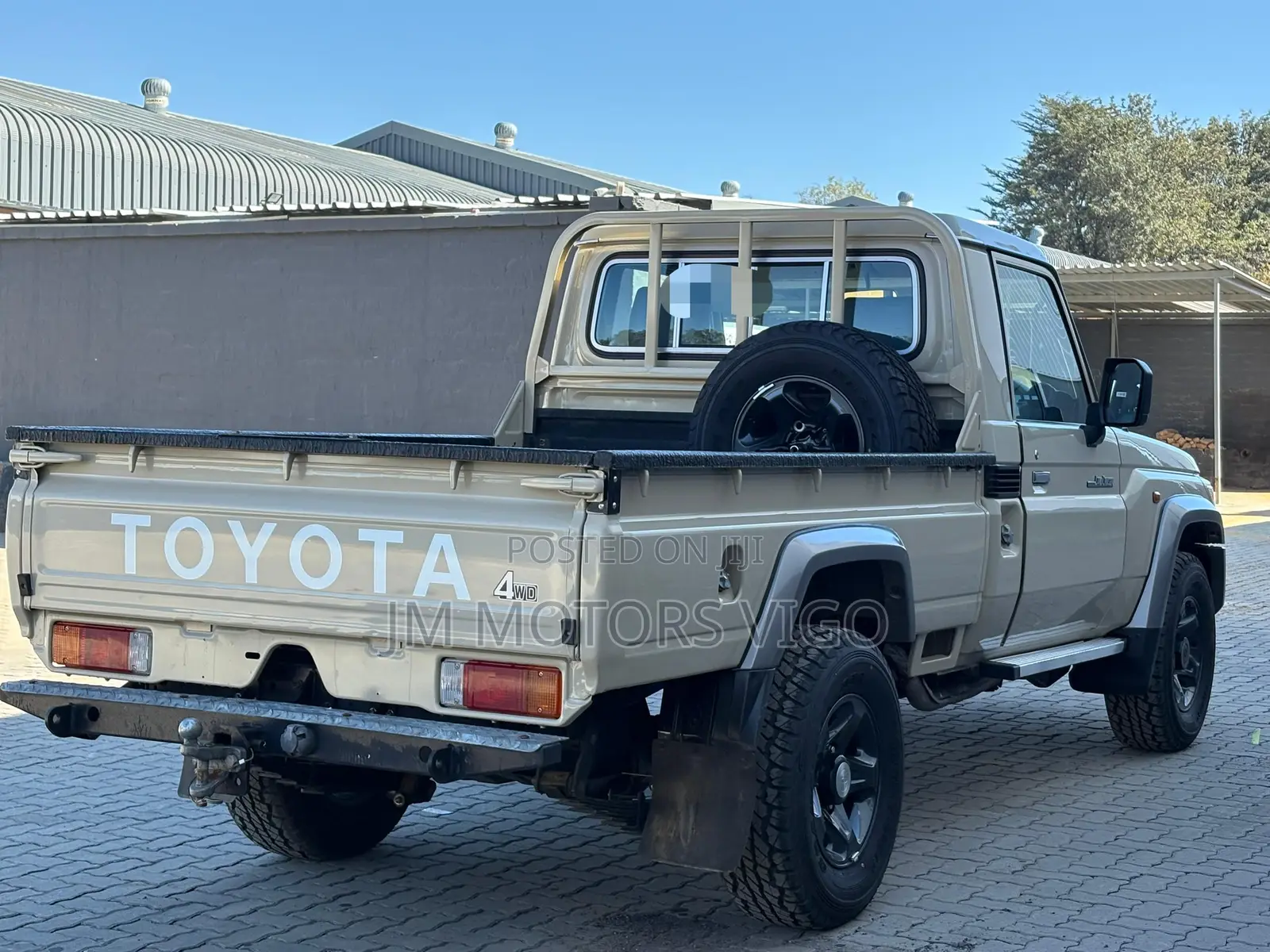 Toyota Land Cruiser 2022 Beige