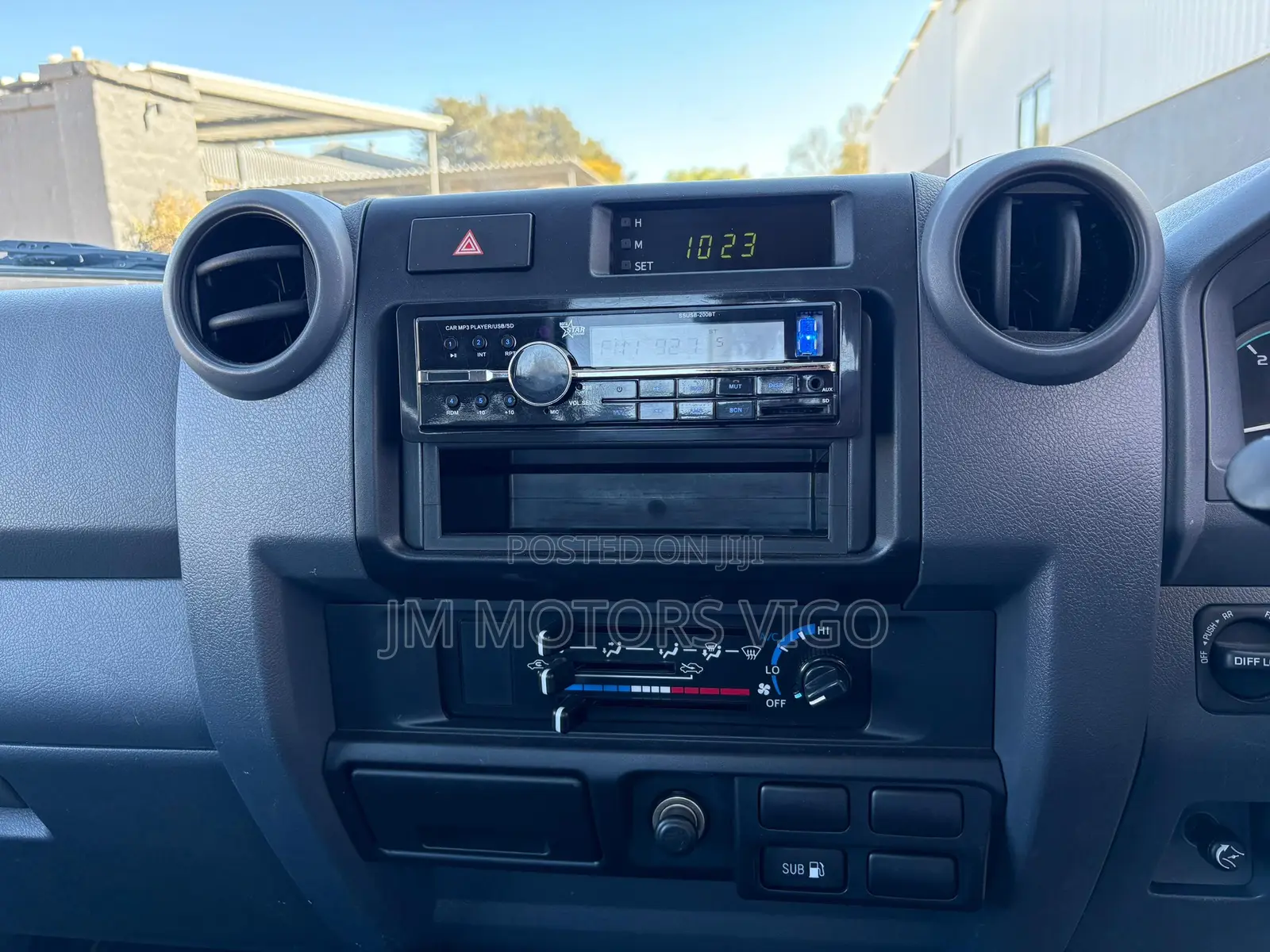 Toyota Land Cruiser 2022 Beige