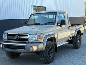 Toyota Land Cruiser 2022 Beige